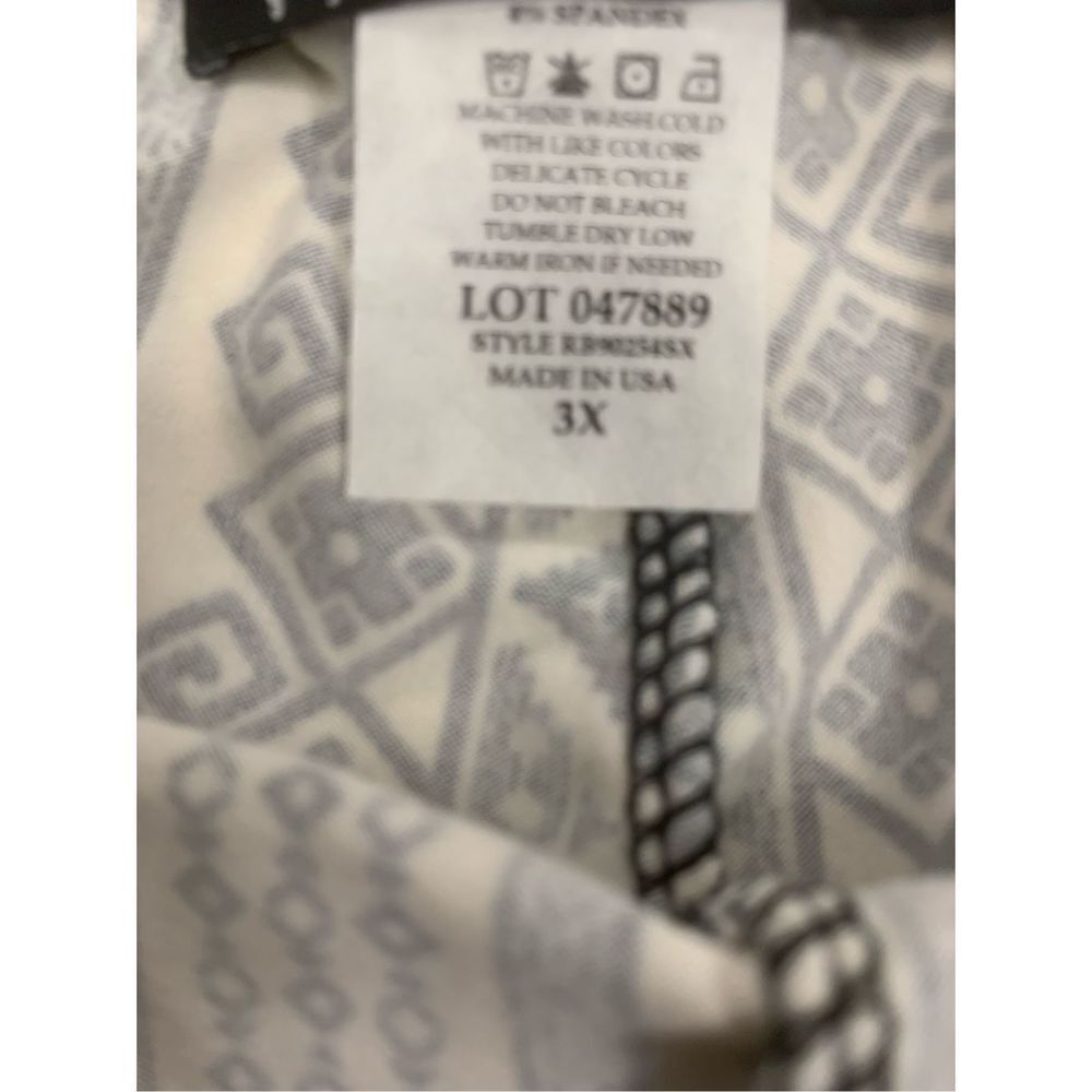 Aztec Patterned Biker Shorts - Picture 4 of 8